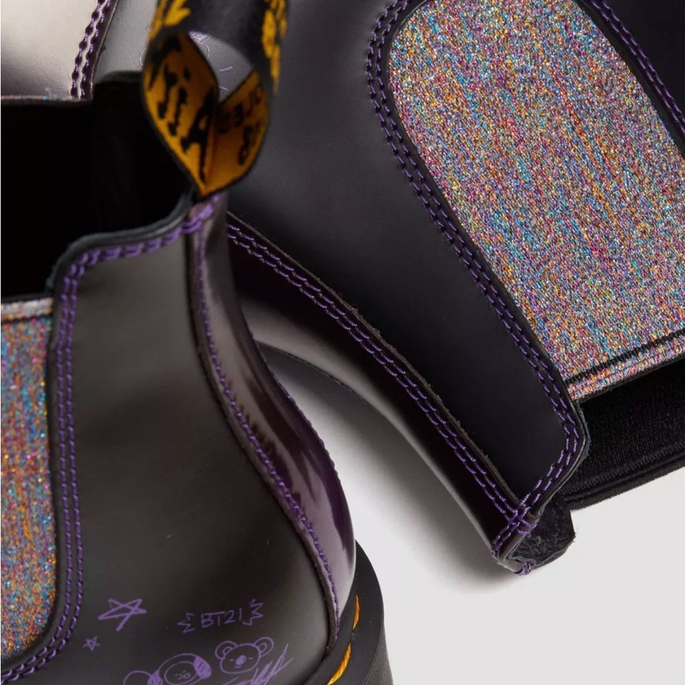 Dr Martens 2976 BT21 Leather Chelsea Boots - Picture 3 of 8